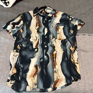 Size medium shirt